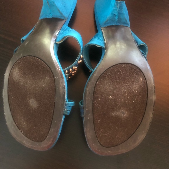 Gorgeous sandals by Ann Marino - Picture 5 of 7